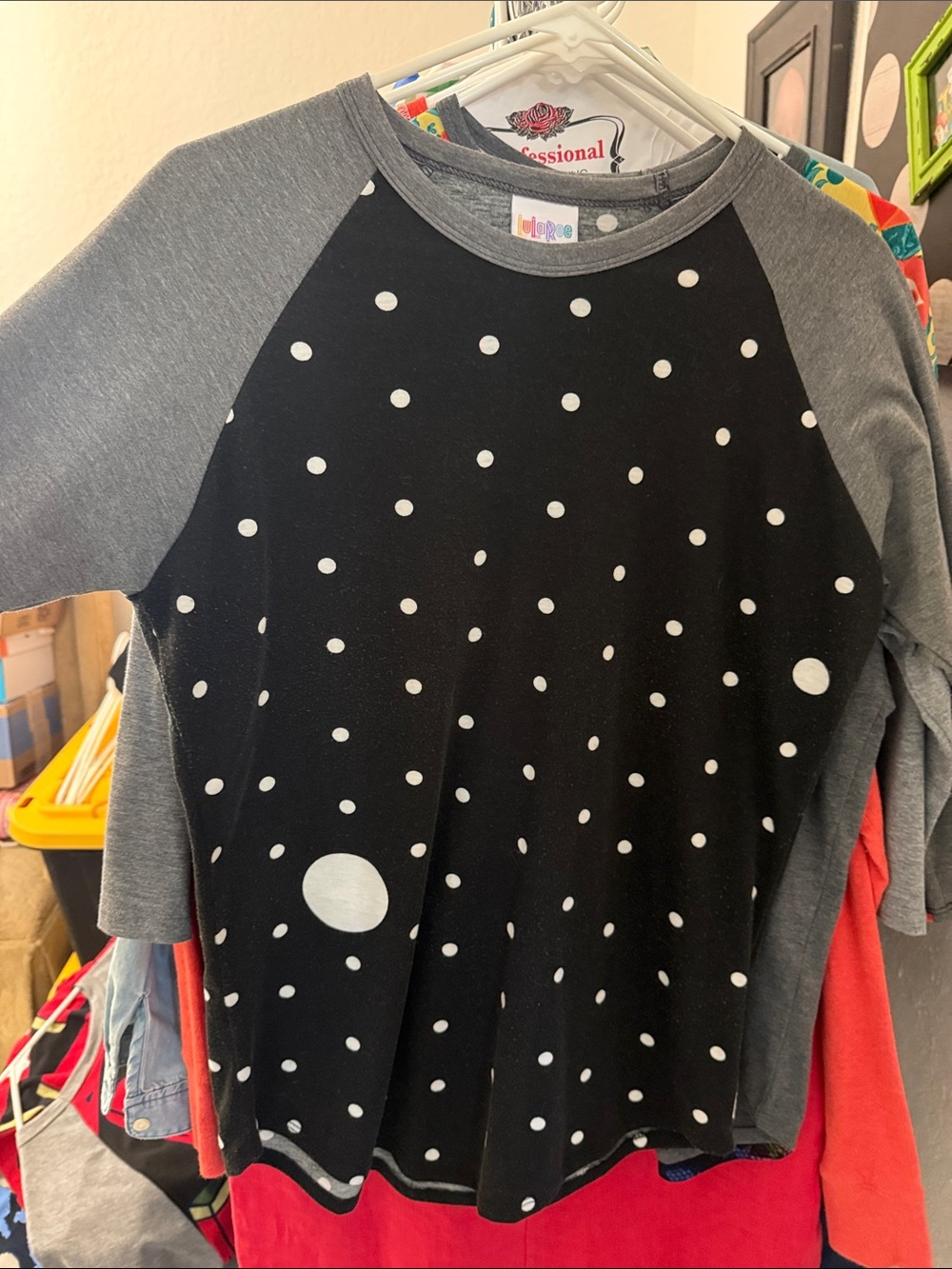 LuLaRoe Black & Gray Polka Dot Raglan Top